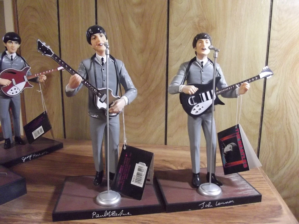 ビートルズ置物 ビートルズ イエローサブマリン 置物 ラージ - メルカリ