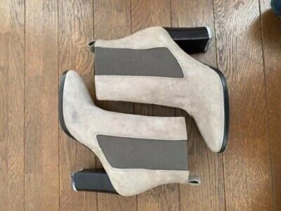 Christian Louboutin Botas Tacón Gamuza Gris Lateral gore EU35.5 US5.5 Japón Envío Gratis USADAS Foto 1 de 4