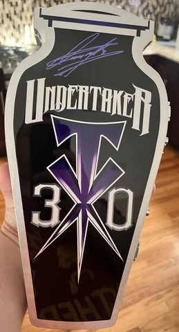 OFFICIAL WWE UNDERTAKER URN CASKET WITH MINI BELT SIGNED BY THE DEAD MAN HIMSELF Cover