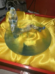 Liuligongfang Glass Sculpture Bird - Picture 1 of 11
