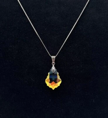 Hermoso colgante y collar de plata de ley 925 con concha de Swarovski marcado Italia Foto 1 de 4