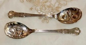 PAIR VICTORIAN STYLE KINGS PATTERN SILVER PLATED LONG BERRY SERVING SPOONS - Picture 1 of 9