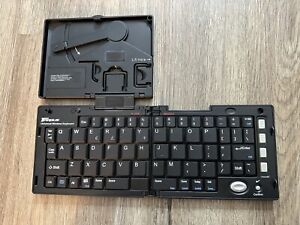 Targus PA870 v2.0 Universal Wireless Foldable Compact Keyboard