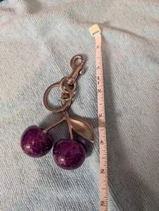 Red ๐ Key Chain Purse Decor. - Picture 1 of 1