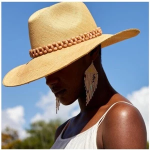 Sombrero de Paja Artesano Peoni 'Canela' Ala Ancha 100% Toquilla Playa Vacaciones - Imagen 1 de 7