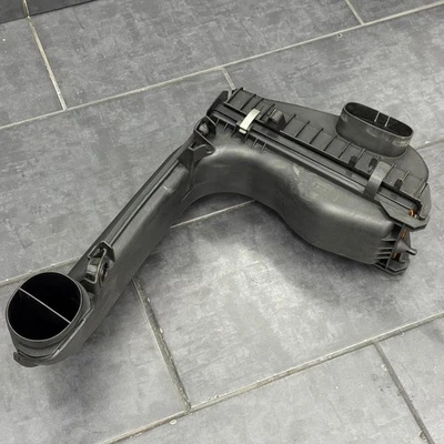 Silencieux D'Admission 8507565 BMW F10 F11 530d 535d F12 640d F01 740d - Image 1 of 4