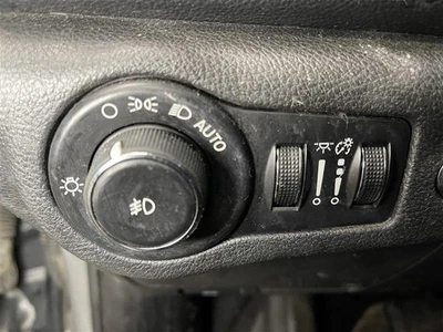 Interruptor de faros (dash Mtd) CHRYSLER 200 15 16 17 Foto 1 de 4