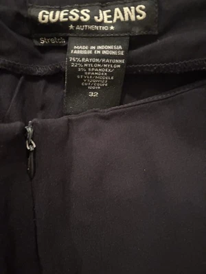 Pantalones elásticos ajustados negros vintage Guess para mujer talla 32 Foto 1 de 2