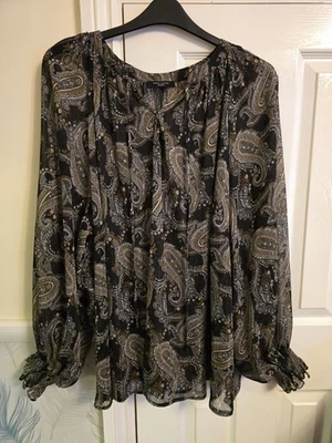 NEW LOOK CURVES, Size 32 Black/Gold Chiffon Paisley Blouse 60"B - 31"L - Image 1 of 4