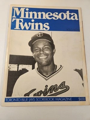 1977 Toronto Blue Jays Scorebook Magazine Vol. 1 No. 6 vs Minnesota Twins - Image 1 of 4