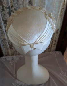 Sombrero De Colección Stetson Saks Fifth Ave Blanco Terciopelo Satinado Lentejuelas Boda Formal - Imagen 1 de 17