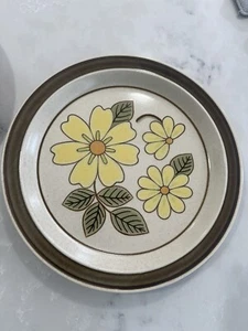 Set Of 2 Premier Potterskraft Mikasa 6030 Lazy Daisies 10 3/4" Dinner Plates VTG - Picture 1 of 6