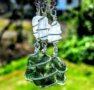 MOLDAVITE & SELENITE Pendant Necklace Tektite Crystal 925 Satin Spar Synergy 12 - Picture 1 of 10