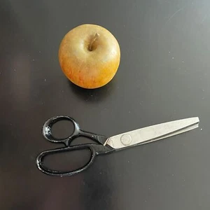 8" Pinking Shears JAPAN Bright Chrome & Black 3" Zig Zag Cutting Area Vintage - Picture 1 of 5