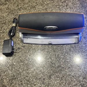 Swingline Electric Hole Puncher 3 Hole, 20 Sheet Punch Capacity Three Hole Pu... - Picture 1 of 8