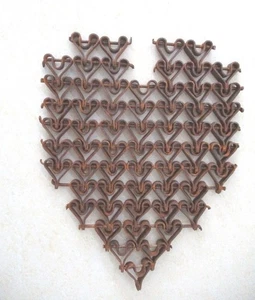 ANTIQUE VINTAGE LINKED HEARTS DOOR MAT FLOOR MAT HEART - Picture 1 of 8