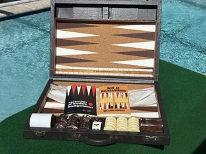 CRISLOID BACKGAMMON CASED SET 1-11/16" BROWN / YELLOW MARBLEIZED GAME PIECES - Picture 1 of 24