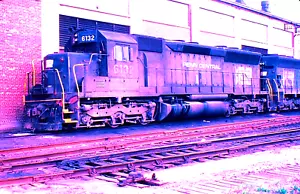 DUPLICATE EKTACHROME SLIDE PENN CENTRAL SD-45 #6132 APRIL 1976 - Picture 1 of 1
