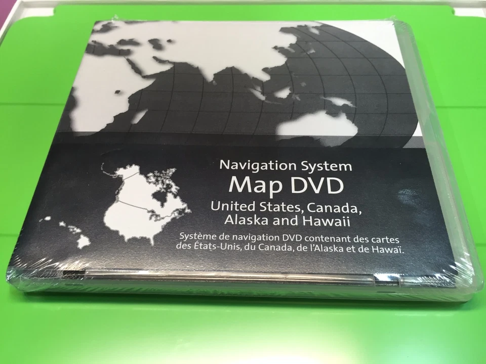  NEW FACTORY GM (not a copy) Avalanche gmc Yukon Denali XL Tahoe Navigation disc - Image 1 of 1