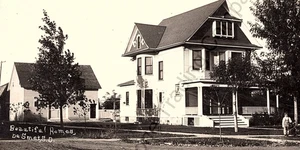 RPPC Beautiful Home De Smet SD. Haus & Kind, Laura Ingalls Wilder Heimatstadt - Bild 1 von 3