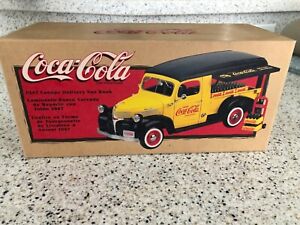 Ertl Coca-Cola 1947 Dodge Canopy Delivery Van Bank 1/25 Scale. 1998