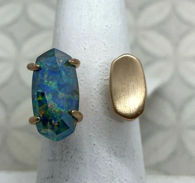 Anillo Kendra Scott Pryde Tono Oro Rosa Medianoche Kyocera Ópalo Ilusión Personalizado Foto 1 de 4