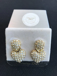 Christian Dior Herzen Signiert Clip Ohrringe Pave Kristall Vintage RAR Gold. Neu ohne Etikett - Bild 1 von 3