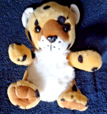 ST6/ DOUDOU PELUCHE LEOPARD BLANC MARRON NOIR  WILD REPUBLIC 1995  19 CM TTBE - Photo 1/2