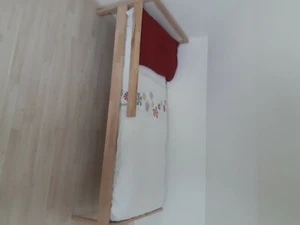 Kinderbett mit Matratze - Bild 1 von 2