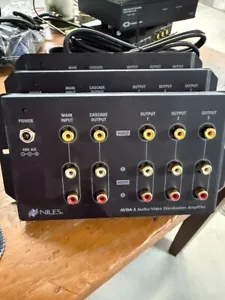 NILES AVDA-3 Audio/Video Distribution Amplifier with Cords - Picture 1 of 2