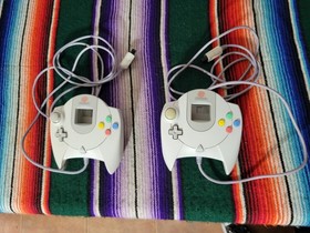 2 Sega Dreamcast Controller HKT-7700 White