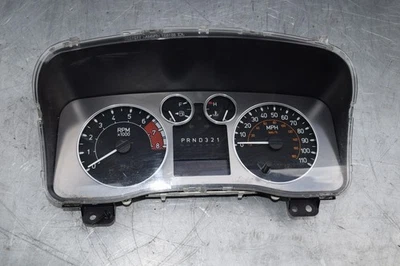 Conjunto de racimo de velocímetro Hummer H3 2007 175000 millas OEM automático usado Foto 1 de 4