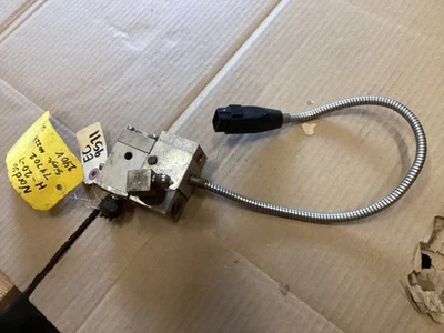 NORDSON H20-T HOT MELT GLUE GUN - Image 1 of 4