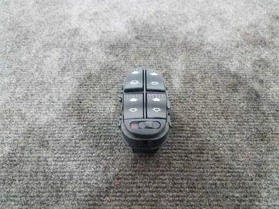 Interruptor de puerta principal delantera izquierda para conductores Ford Focus 2000-07 - Foto 1 de 4