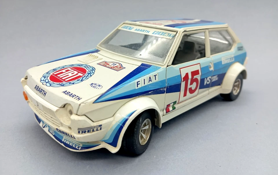 FIAT RITMO ABARTH -  15 Rallye MONTE-CARLO 1/24 1:24 - Burago BBURAGO - - Immagine 1 di 4