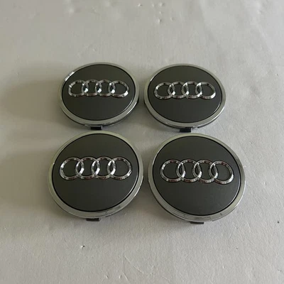 Juego de 4 tapas centrales de rueda cromadas grises premium 69 mm para Audi A3 A4 A6 Q3 Q5 TT Foto 1 de 4