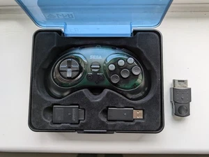 'Shadow' Sega Mega Drive Retro-Bit 8-Button Wireless Arcade Pad Controller 2.4G - Picture 1 of 6