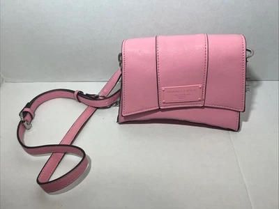 Kendall And Kylie Pink CrossBody Purse For Valentine - Image 1 of 4