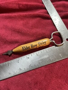 Vintage Wood Guernsey Dairy Opener, Elder Row Dairy in Omro, WI.  Phone 57-R. - Imagen 1 de 8