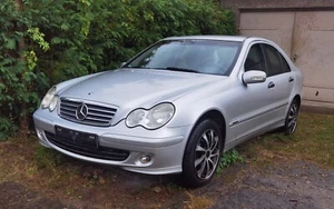 Mercedes W203 C-Klasse C180 Kompressor AHK reparaturbedürftig - Bild 1 von 22