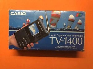 Casio Tv-1400 Liquid Crystal Color Television Portatile - Foto 1 di 12