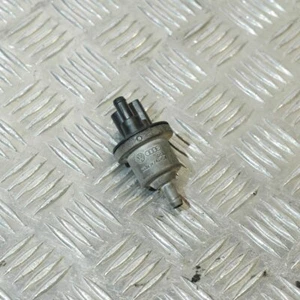 Solenoide valvola benzina AUDI A3 8P 1.6 058133517B 2005 - Imagen 1 de 4