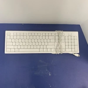 MACALLY QKEY USB QWERTY KEYBOARD WITH BUILT IN 10 KEY NUMBER PAD - Picture 1 of 3