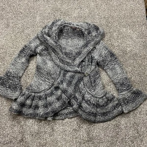 525 America Sweater Womens Large Gray Black Marled Knit Ruffle Cardigan Button - Picture 1 of 11