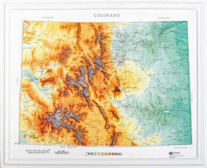 Mapa en relieve elevado de Colorado, estilo cuervo - Imagen 1 de 1
