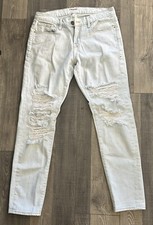 Frame Le Garcon Light Wash Distressed Jeans Size 26