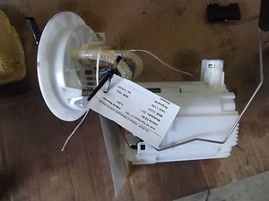 Pompa di prealimentazione pompa diesel Audi A5 8T 2011 2.7 TDI CGKA 8K0919050H - Foto 1 di 1