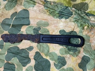 US WW2 82nd Airborne Bakelite L. F. & C. 1941 Market Garden Relic WWII - Immagine 1 di 4