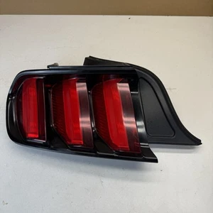2015 2016 2017 FORD MUSTANG LH DRIVER TAIL LIGHT OEM - Picture 1 of 14