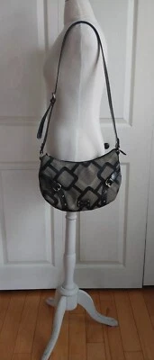 Bolsa de ombro Nine West Y2k tecido preto e cinza bolsa alça longa fecho com zíper - Imagem 1 de 4